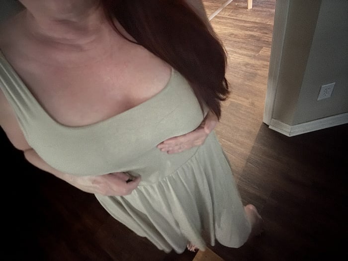 Amelia Rose