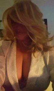 Knockout Busty BlondeDDD in DC