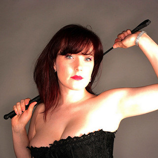 Domina Vivien Claire
