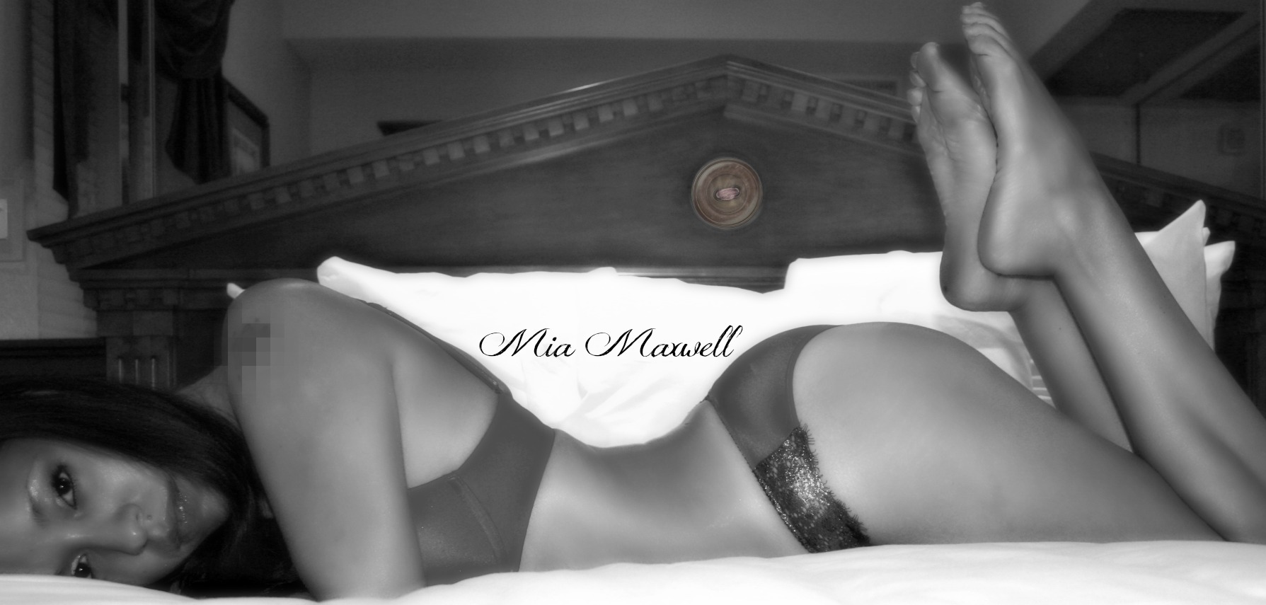 Mia Maxwell