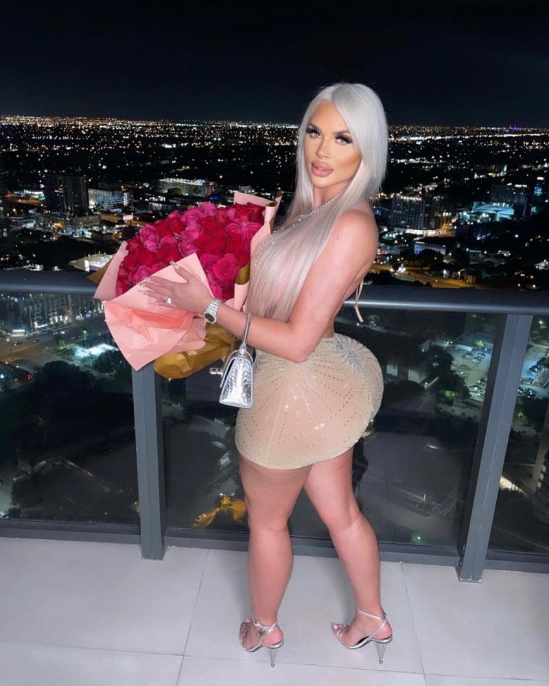 Alainaa banks