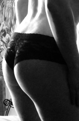 Sierra LeSensual
