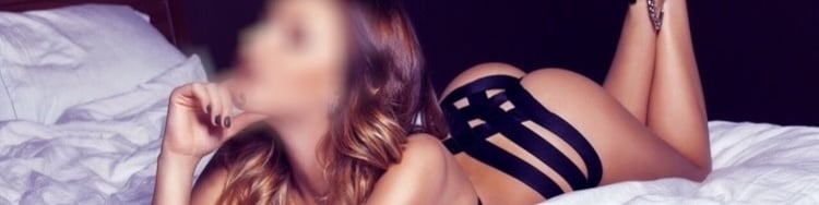 Ariana Levois’s Cover Photo