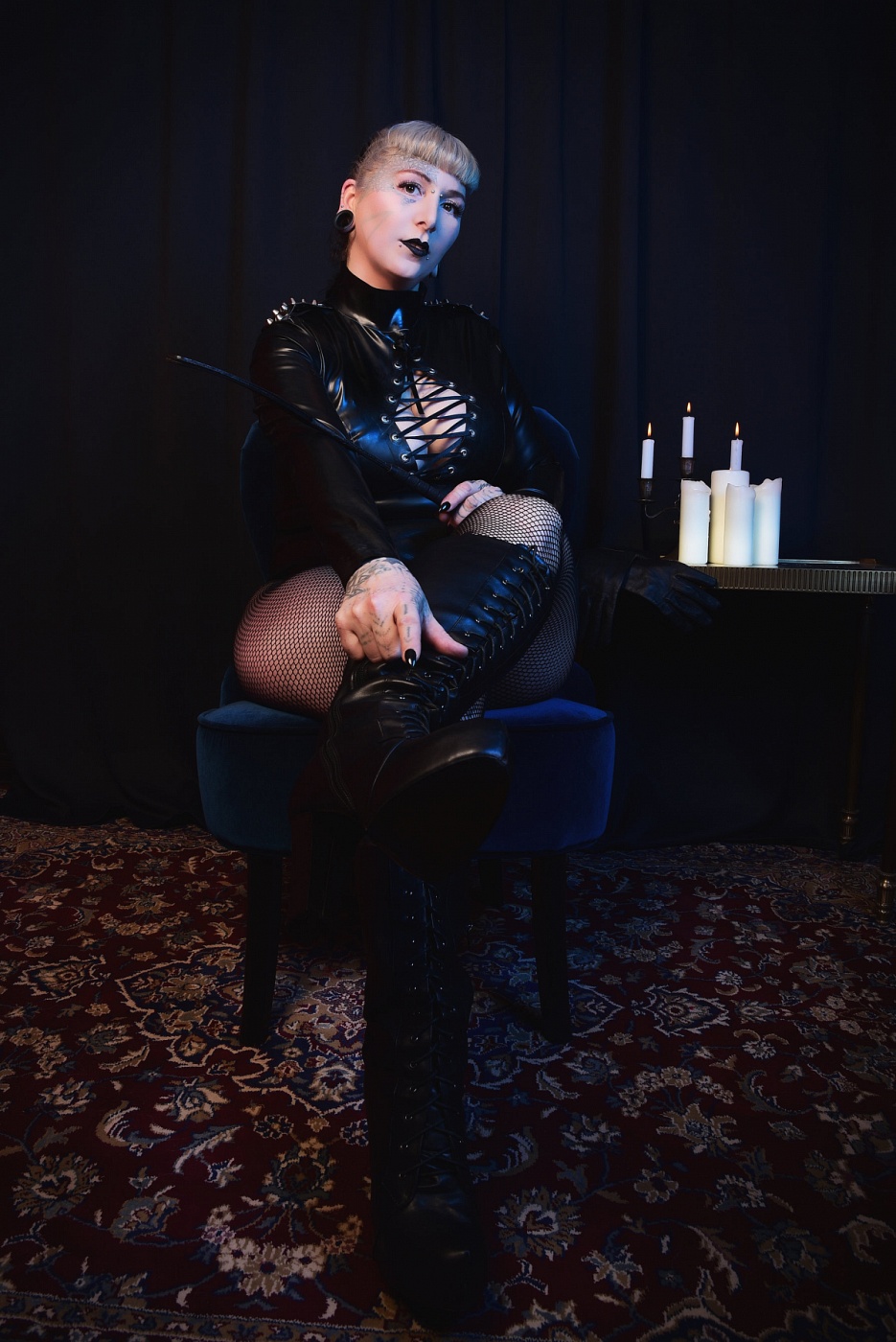 Domina Selene Pain