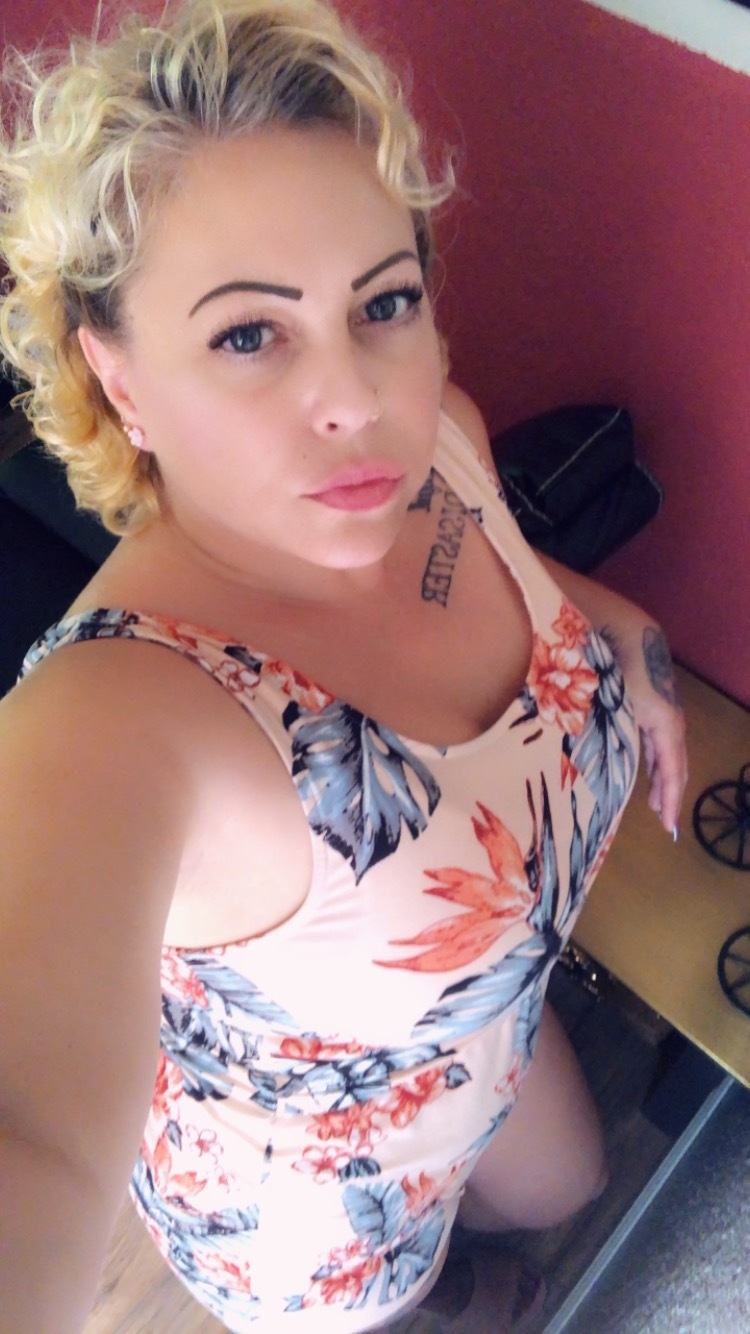 JulieJewelz