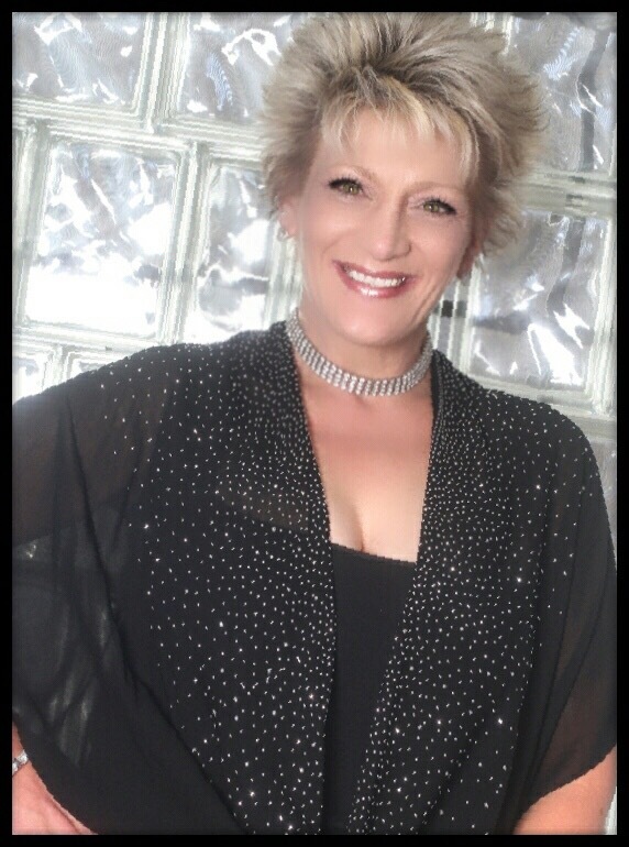 Roxanne Lane