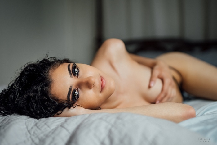 Yasamin Castro