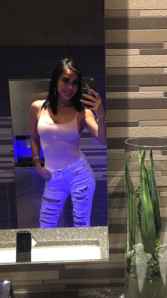 Alessandra Amor