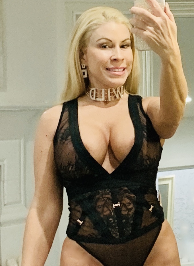 Kara Hott
