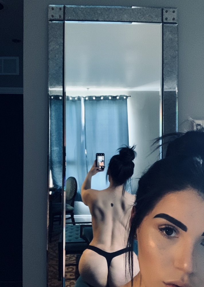 AnabellaLeone