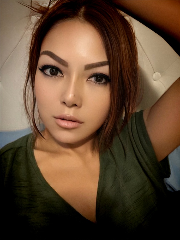AlluraAmour Nuru Queen