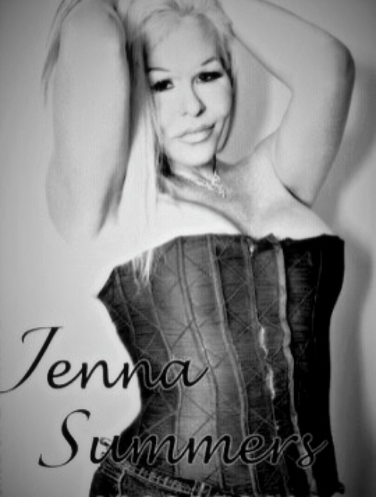 TS Jenna Summers