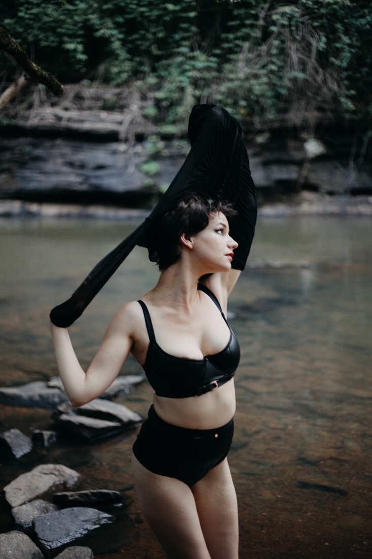 Ava Raleigh