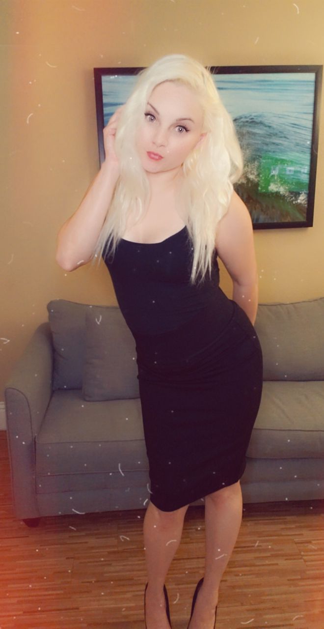 Luna Hollywood