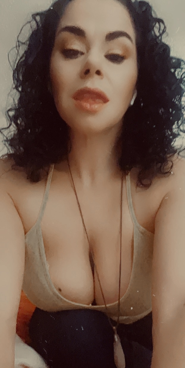 CUM4CAT, Catherine Cummings