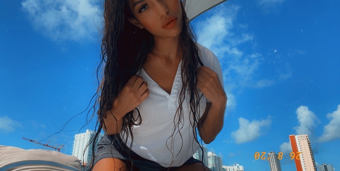 Mia evans