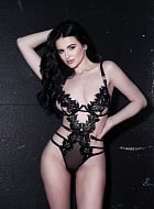 Escort Caroline Gold