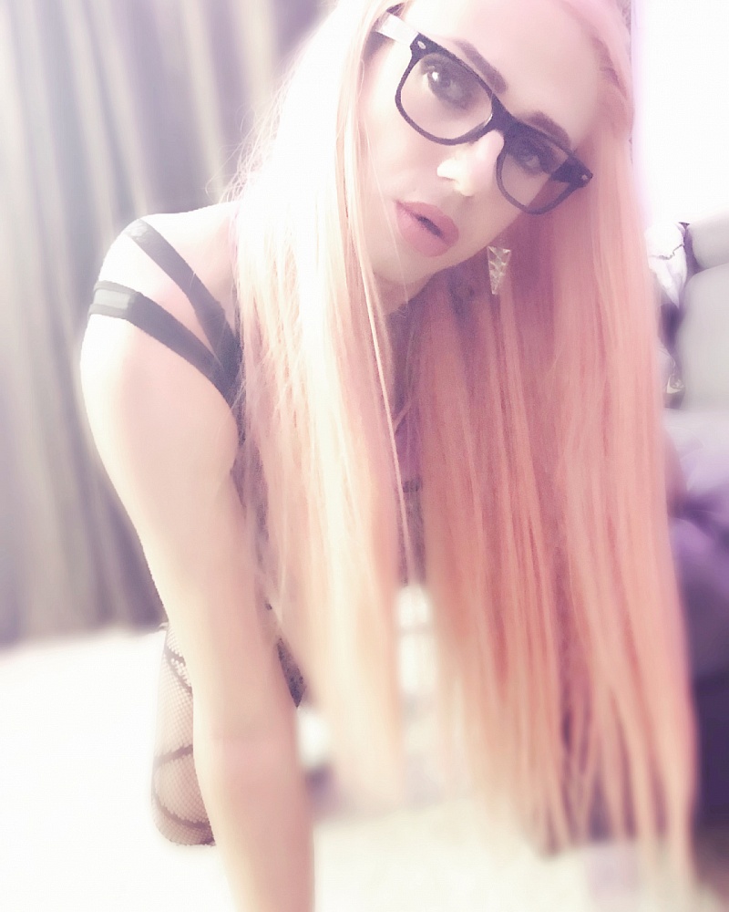 Lexi Faux