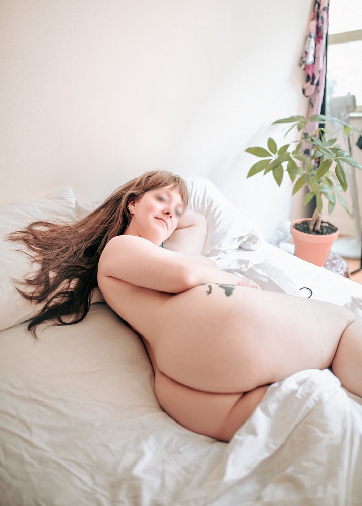Lucy Dee
