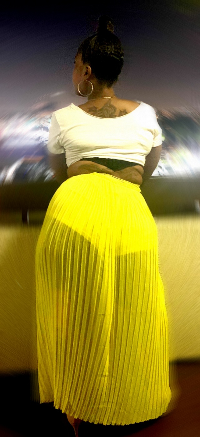 Satin McLaren - Brown-Eyed Female Entertainer in Los Angeles | Slixa